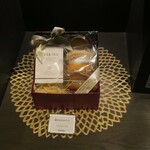 ザショップアットザパーク - 内観_陳列_ギフトセット_サンプル