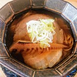 古民家ヌードゥル 黒揚羽森住 - 醤油ラーメン（写真が暗く実際と色味が異なります）