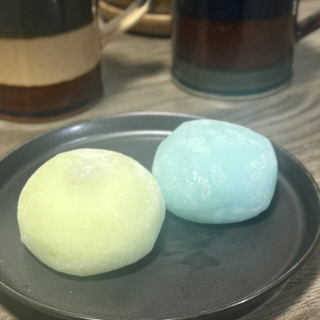 わかめしめも】催事で購入。カラフル大福は1つ100円で買いすぎる