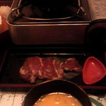 会津郷土食 鶴我 - 桜肉なべ　地鶏の卵につけて