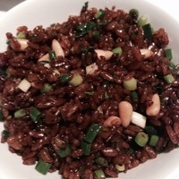 中国飯店 琥珀宮 - 黒醤油チャーハン
