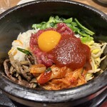 焼肉 鶯谷園 - 石焼ユッケビビンバ
