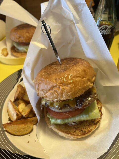KUMA BURGER (くまばーがー) - 尾張瀬戸/ハンバーガー | 食べログ