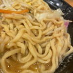 トナリ - 美味しい麺