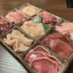 焼肉ホルモン酒場 韓の台所 - 