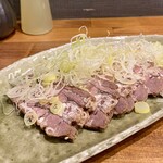 Yakiniku Yoshi - 牛タン下の醤油漬け