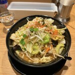 肉盛り みそラーメン 侍倶楽部 - 