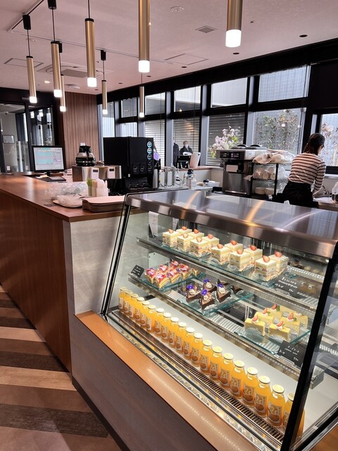 cafe Six - Shijo Mae/Cafe | Tabelog