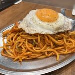 スパゲッティーのパンチョ - ナポリタン目玉