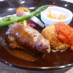 Bistrot RAINBOW HAMBURG - ハンバーグとカニコロッケランチ１３８０円