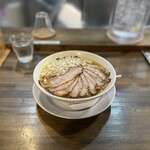 Ramen mugyu - オニバラ白 950円