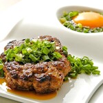 Luxurious charcoal-grilled meatballs with cartilage