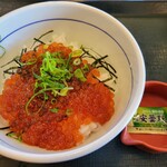 なか卯 - 天然いくら丼（小盛）　850円