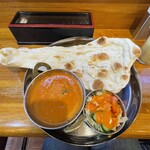 AGNI - ▪️【ランチカレーセット880〜1090円】
            （キーマ玉子カレーセット　KeemaEgg 900円）
            ナン／サフランライスお替わり無料。