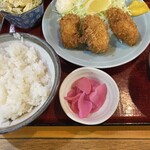 Toriichi - カキフライ定食全景