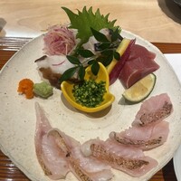 対馬のどぐろとイカ活き造り 博多 魚蔵 都ホテル店 - 