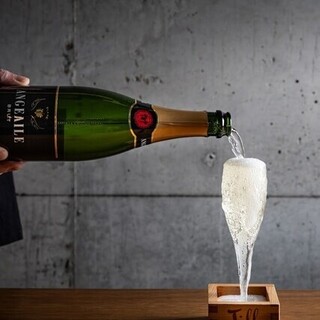 【豊富なドリンク】ワインを中心にビール、ハイボールなどご用意