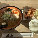 Menya Kotetsu - 辛味噌ラーメンとザンギ1個定食