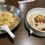 漓江 - チャーハン（880円）四川タンタン麺（900円）