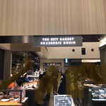 THE CITY BAKERY BRASSERIE RUBIN - 店頭