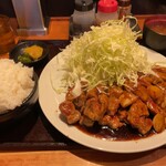 ガツ飯トンテキ食堂コロトン - 