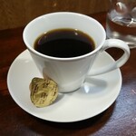 キッチン ブルー グローブ - ホットコーヒーのアップ