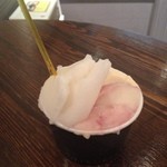 ジェラテリア アクオリーナ - ザバイオーネ プロセッコのシャーベット ウンブリコーナ （590円）