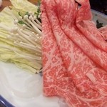 横浜 瀬里奈 浪漫茶屋 - 霜降りのお肉