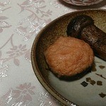 日本料理 はなのき - 松茸、しいたけ鮭のねりものずめ