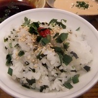 横浜 瀬里奈 浪漫茶屋 - じゃことしそのご飯