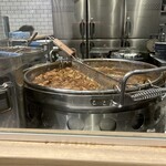 Nikumeshi Okamoto - お鍋でグツグツのお肉達