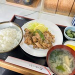 Shokudou Ikkyuu - 生姜焼き定食