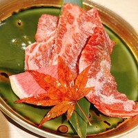 牛刺しと焼肉 仔虎 クリスロード店 - 