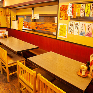 40 years since its establishment. A cozy yakitori restaurant that has grown together with the town.