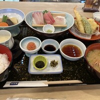 博多料亭 稚加榮 - 