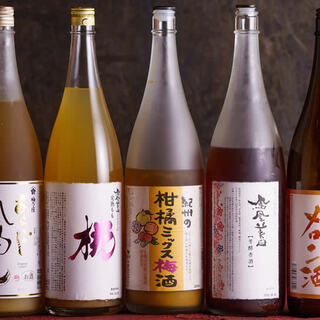 A variety of local sake that you can enjoy daily and monthly. We also offer rare fruit drinks.