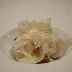 フィエルテ - 富山県産 白海老/仏産 キャビア/カリフラワーアップ