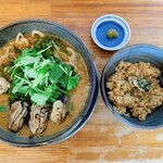 麺屋　たか - 超濃厚牡蠣ラーメン（税込1,200円）牡蠣炊き込みご飯（＋税込150円）