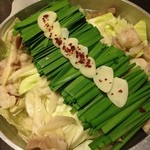 炭焼牛たん 東山 福岡天神店 - もつ鍋