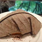 鮨あんりえるるかん - ランチのコース「色」の前菜（朴葉焼き）