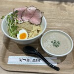 ラーメン家 みつ葉 かどま出張所 - 