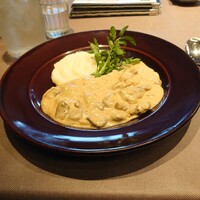 Russian Restaurant ROGOVSKI 銀座 - ビーフストロガノフ②