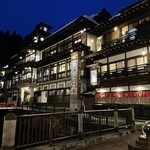 能登屋旅館 - 情緒ある佇まい