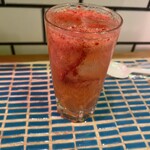 スタンド4坪らばー - いちごのチューハイ