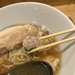 鶏と鮪節 麺屋勝時 - 