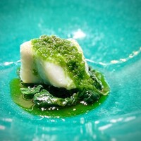 Ji-Cube - ■鶏の葱山椒ソース
                    しっとりとした鶏胸肉を、中華らしさを感じる葱山椒ソースで。緩急ついてます♪