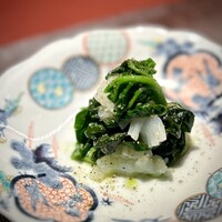 Ji-Cube - ■京レン草とイカの和えもの
                    見た目通りのさっぱりオープニング。