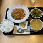 舞鶴麺飯店 - 