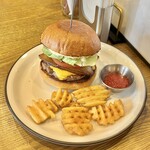 Burger Stand Tender - ベーコンチーズバーガー&スープセット