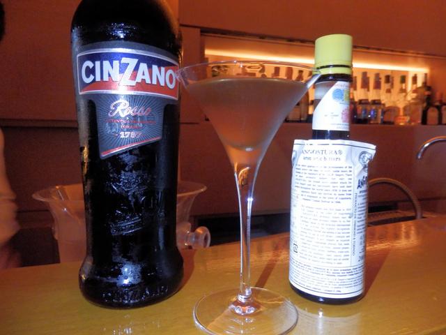 LOUNGE BAR GINZA In the mood